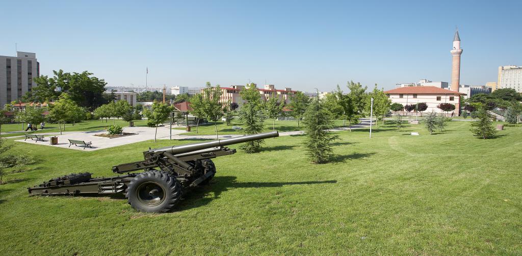 Mehmet Akif Ersoy Parkı — 3